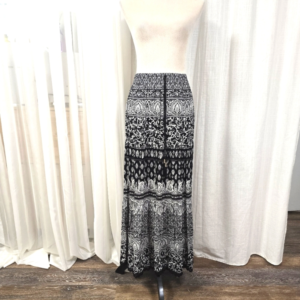 2/$30 NWT Westport Black & White Print Boho Maxi Skirt Womens Plus Size 2X